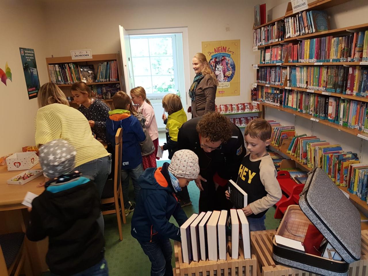 Tag der offenen Tür, Erntedankfest, Pfarrbücherei Vöcklabruck, Bibliothek