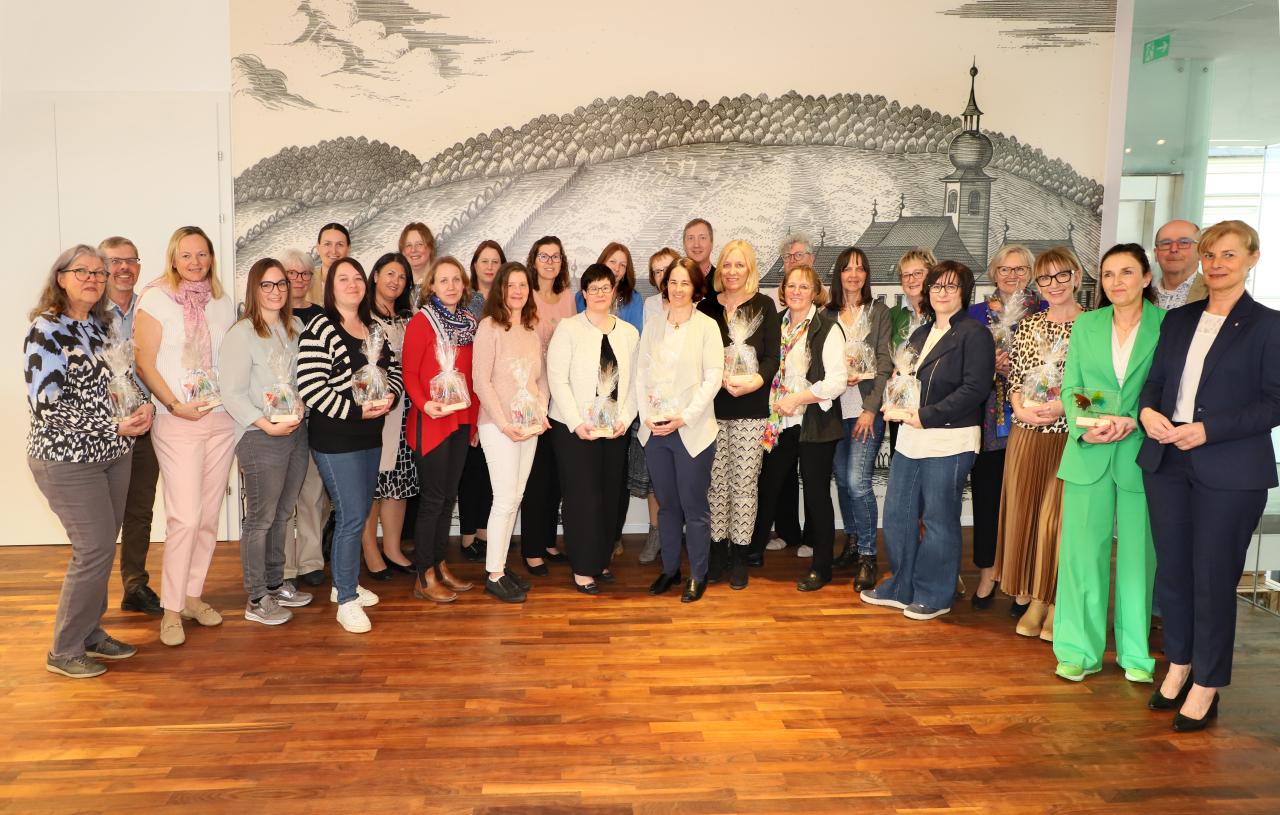 Ausbildung zur Bibliothekarin, Pfarrbücherei Vöcklabruck, Stift Schlierbach