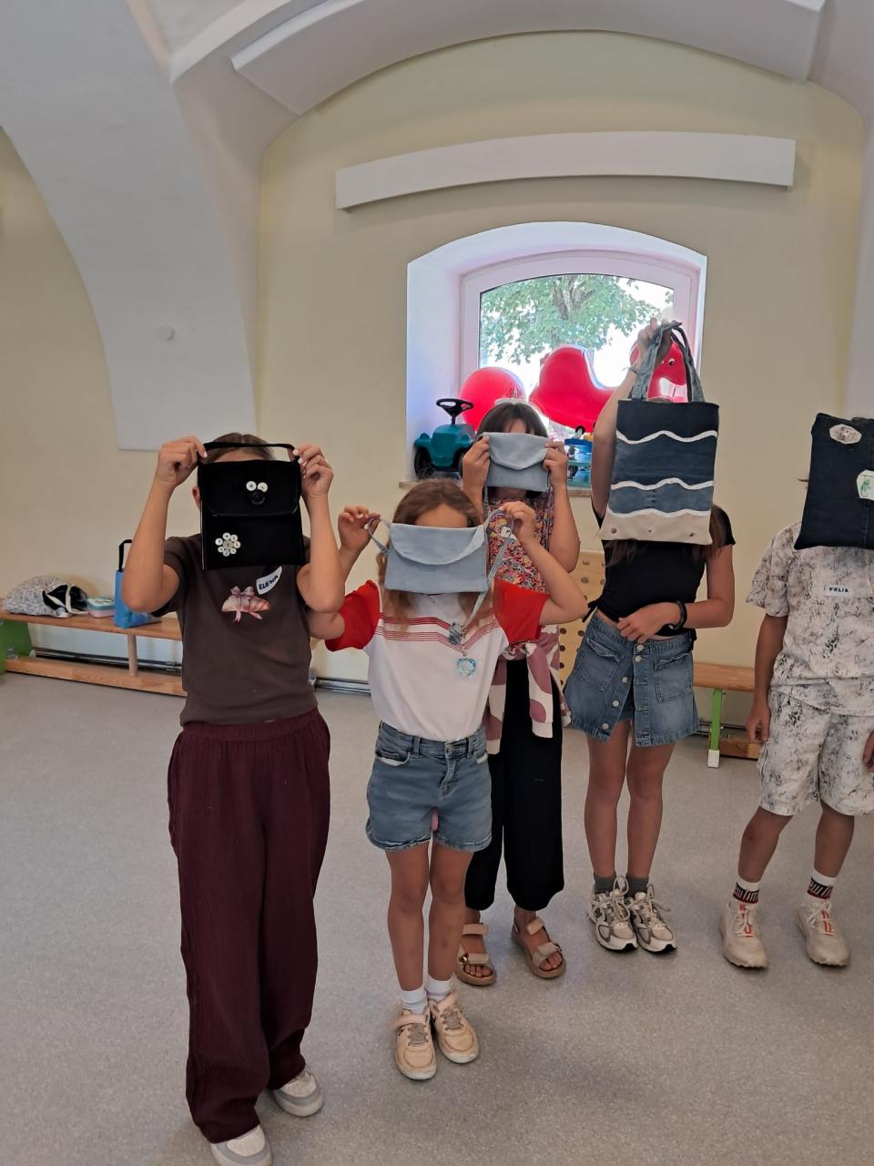 Sommerveranstaltung, Jeans Upcycling, Pfarrbücherei Vöcklabruck